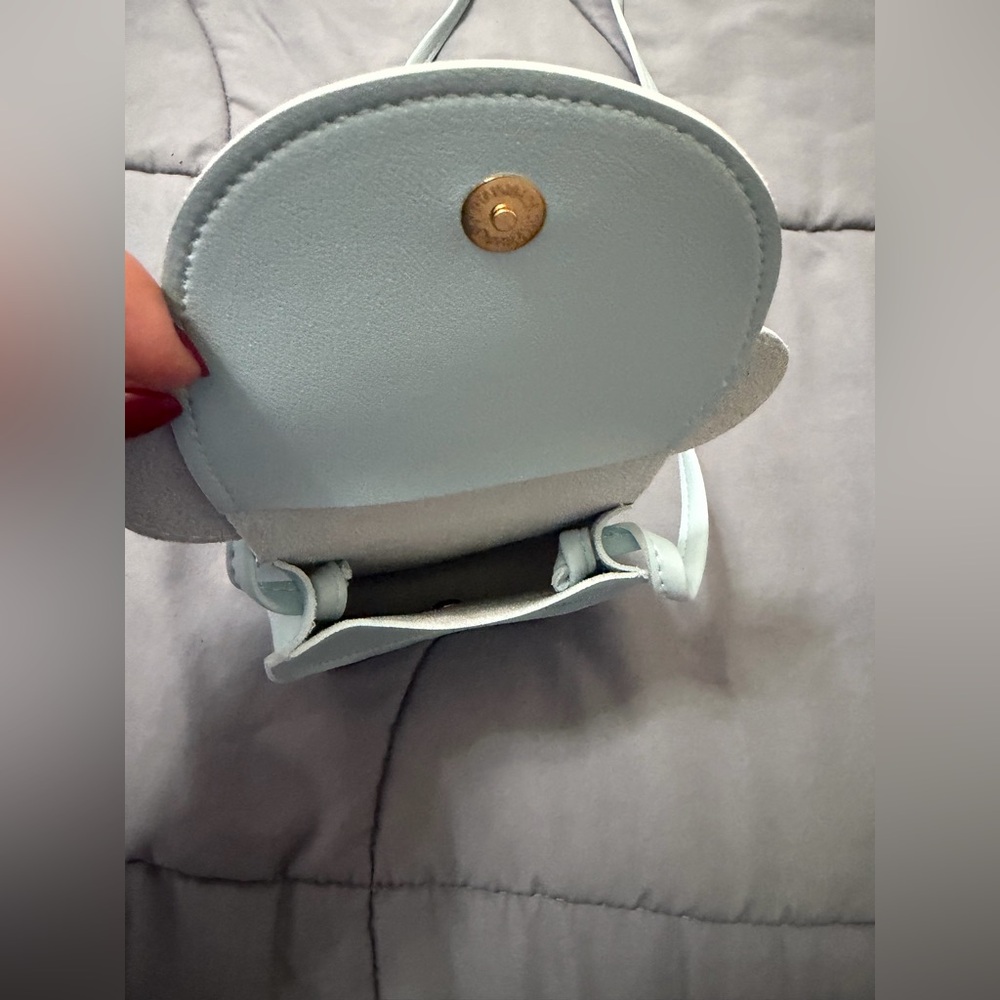 Kids light blue Mouse Crossbody Bag with Red Bow - Picture 3 of 4